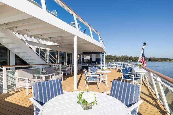 American Navigator Gallery Image